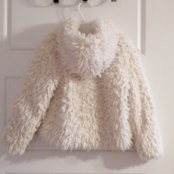Girls Hoodie Faux Fur Sweater size 6 - Picture 6 of 6